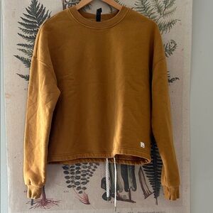 Vuori Restore Crewneck Sweatshirt w/ Drawstring